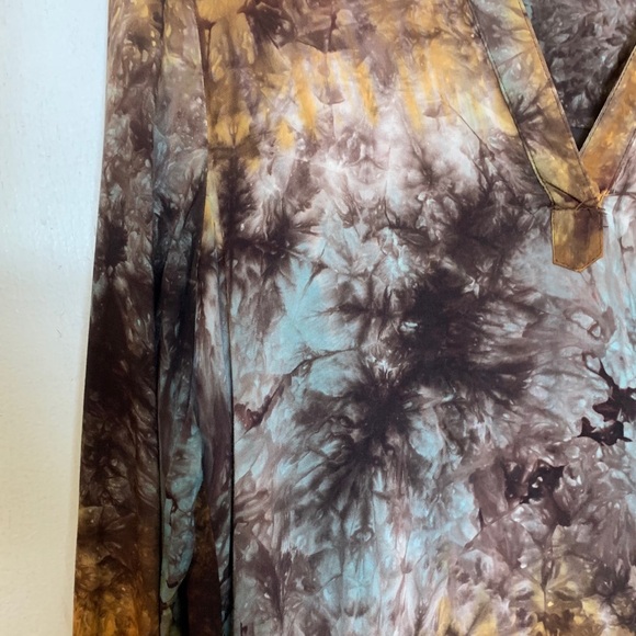Tie-dye | Shirt Dress - Picture 3 of 8